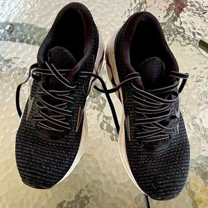 Brooks Wave Inspire 18 Women’s Running Shoes